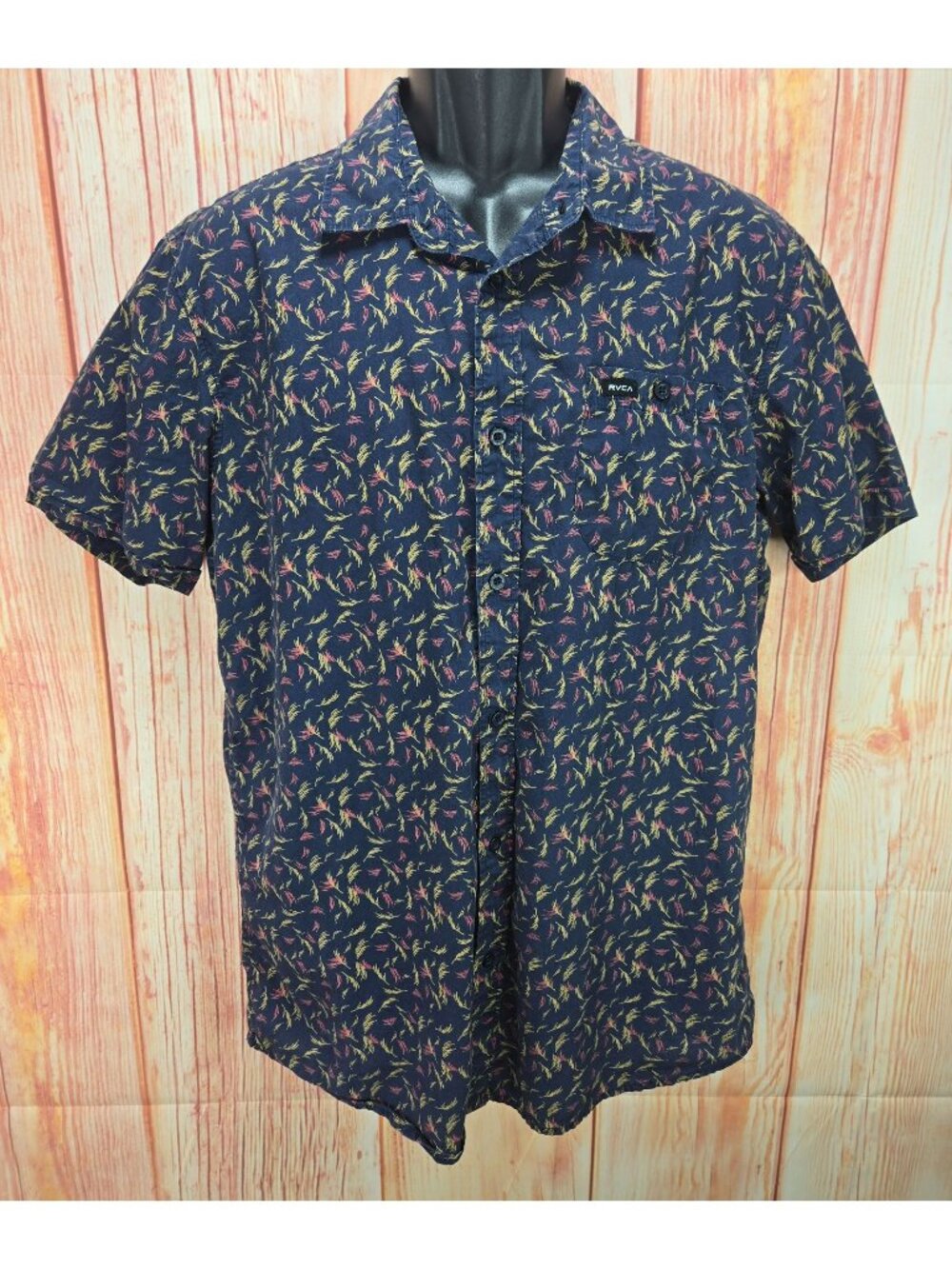 RVCA Mens Slim Fit Short Sleeve Feather Print Shirt Size Large